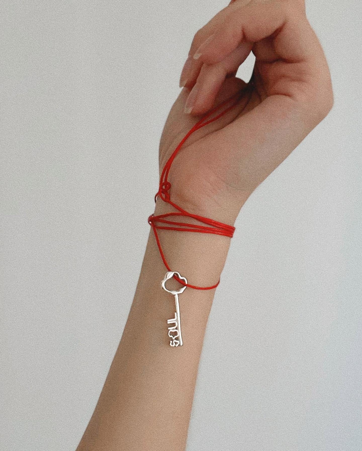 Soul Key pendant necklace in silver