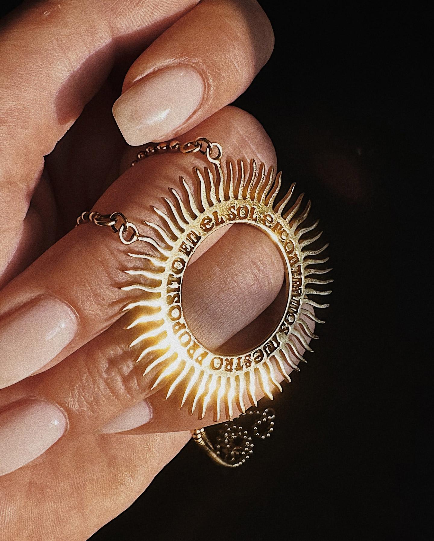 Sol pendant chain necklace in silver with gold plating