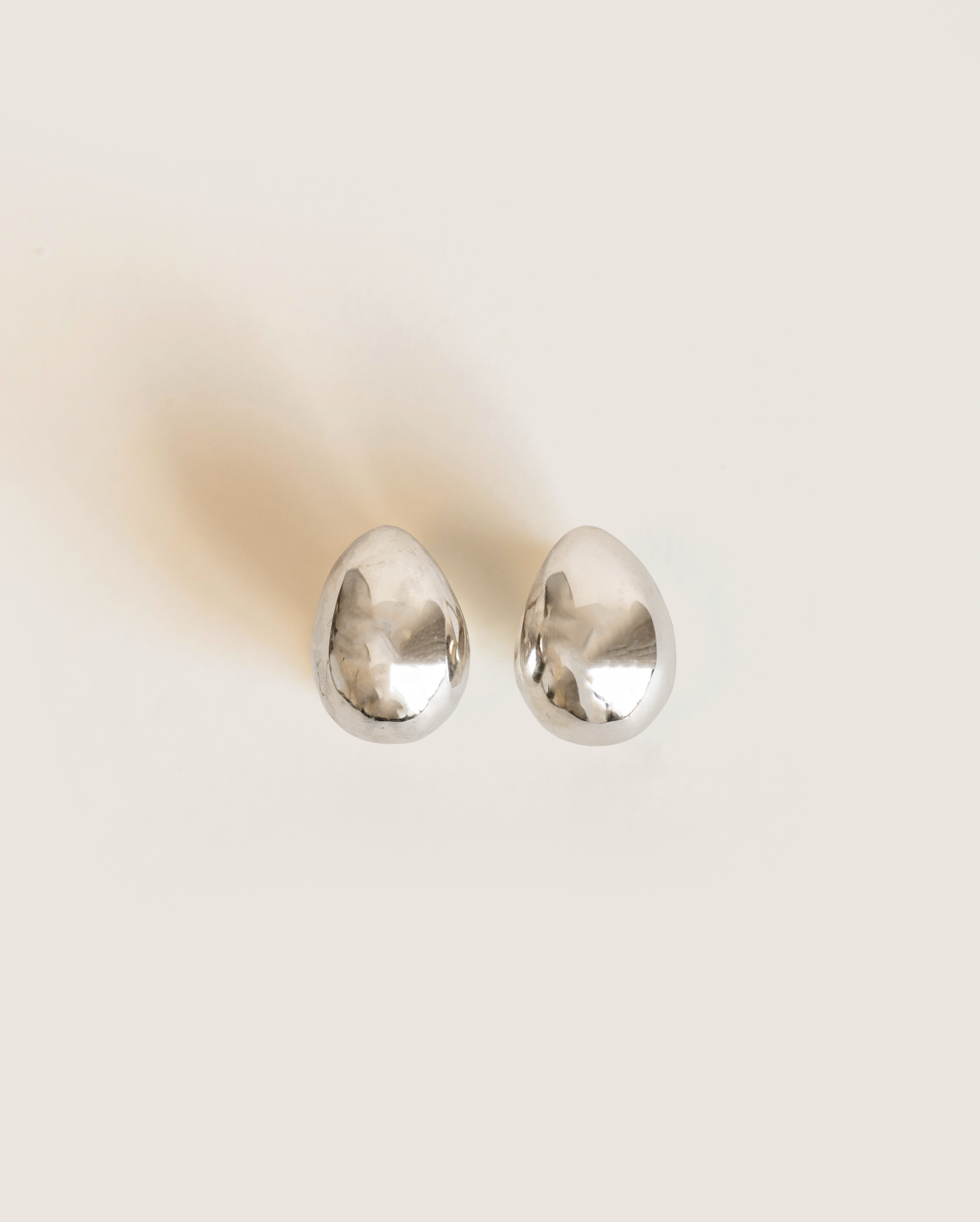 Drops earrings in silver