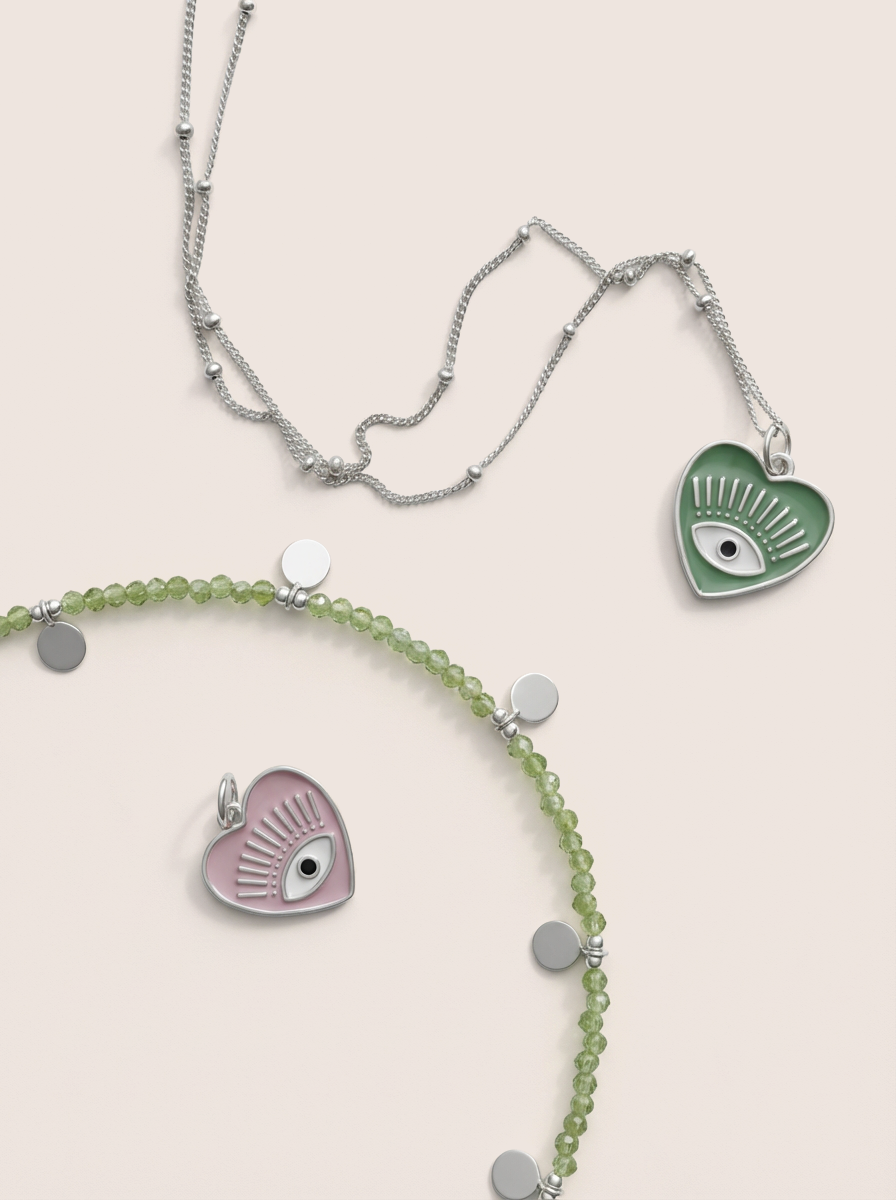 Eye Heart enamel pendant in silver