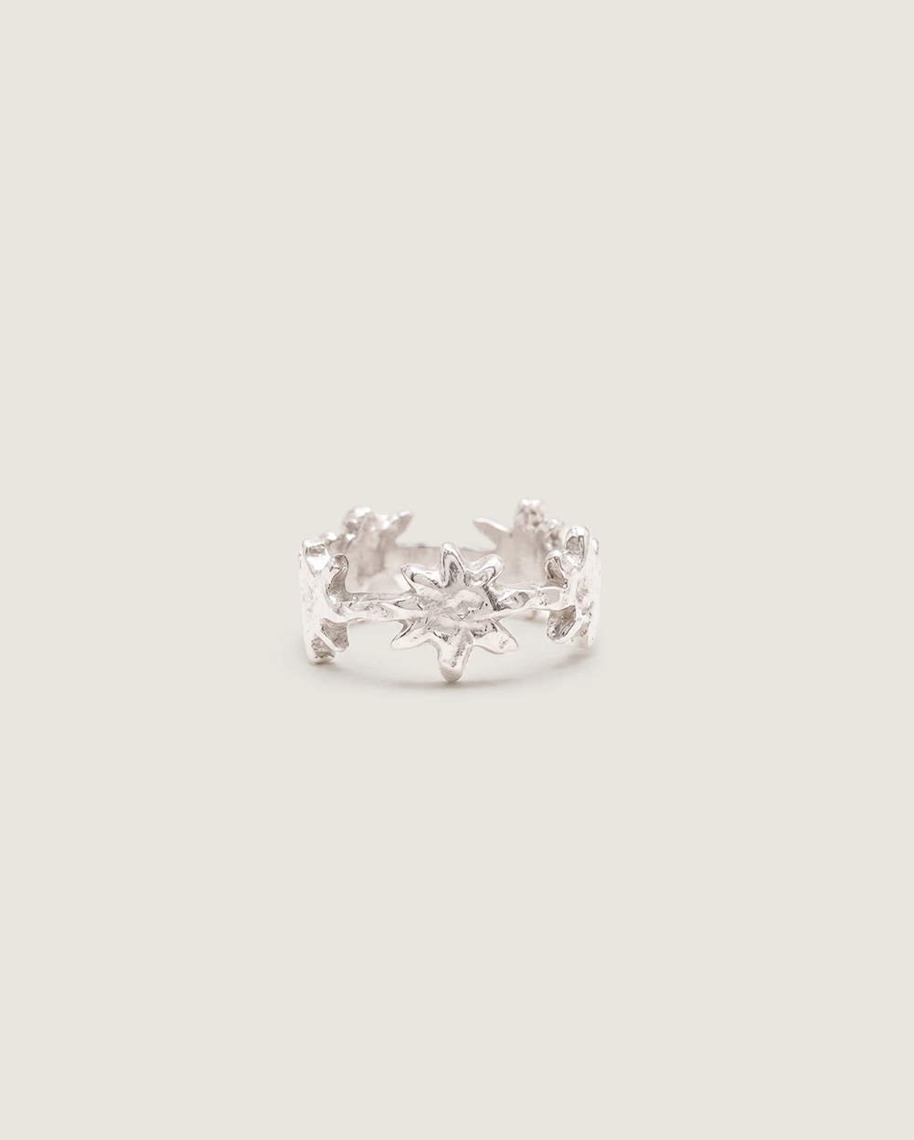 Dancing Stars ring in silver